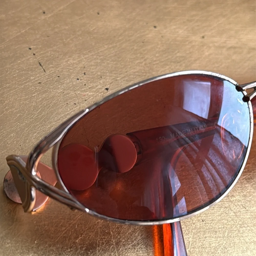 Fendi Coin Logo Sunglasses with Case FS 156